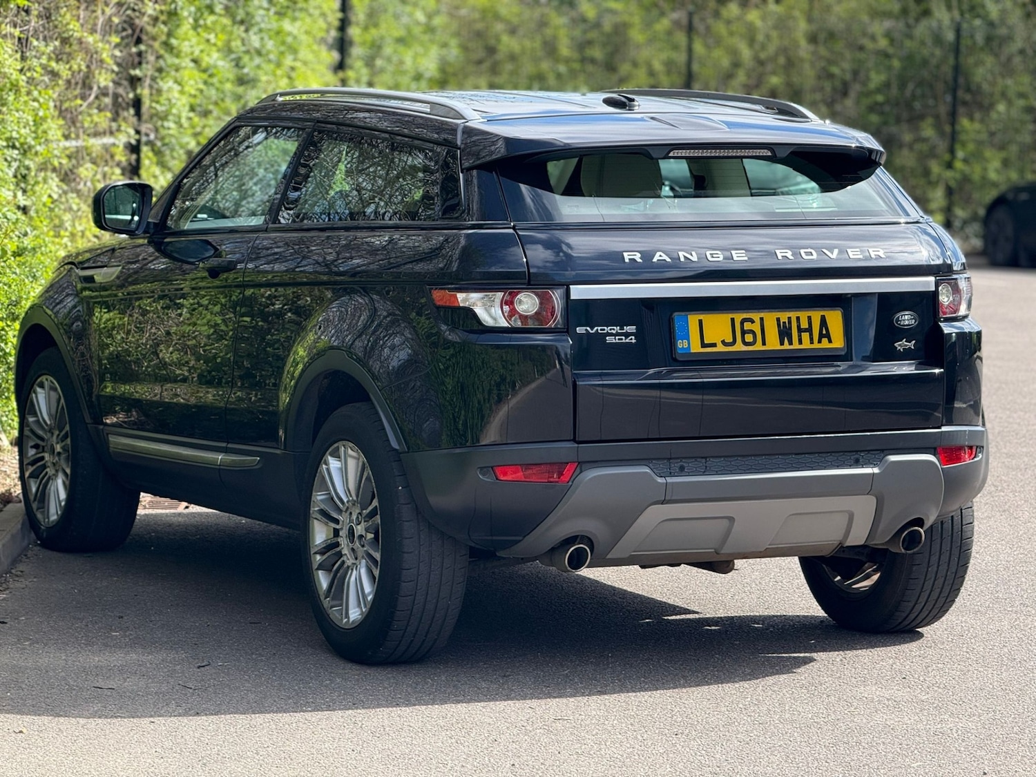 Used Land Rover Range Rover Evoque 2011 for sale - 78133659: Photo 4