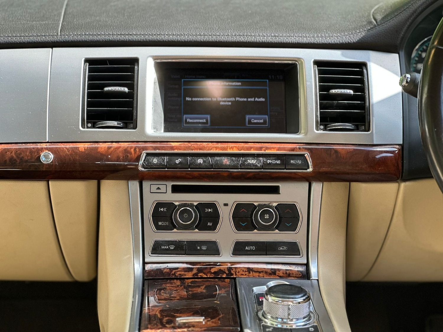 Used Jaguar XF 2012 for sale - 77743043: Photo 11