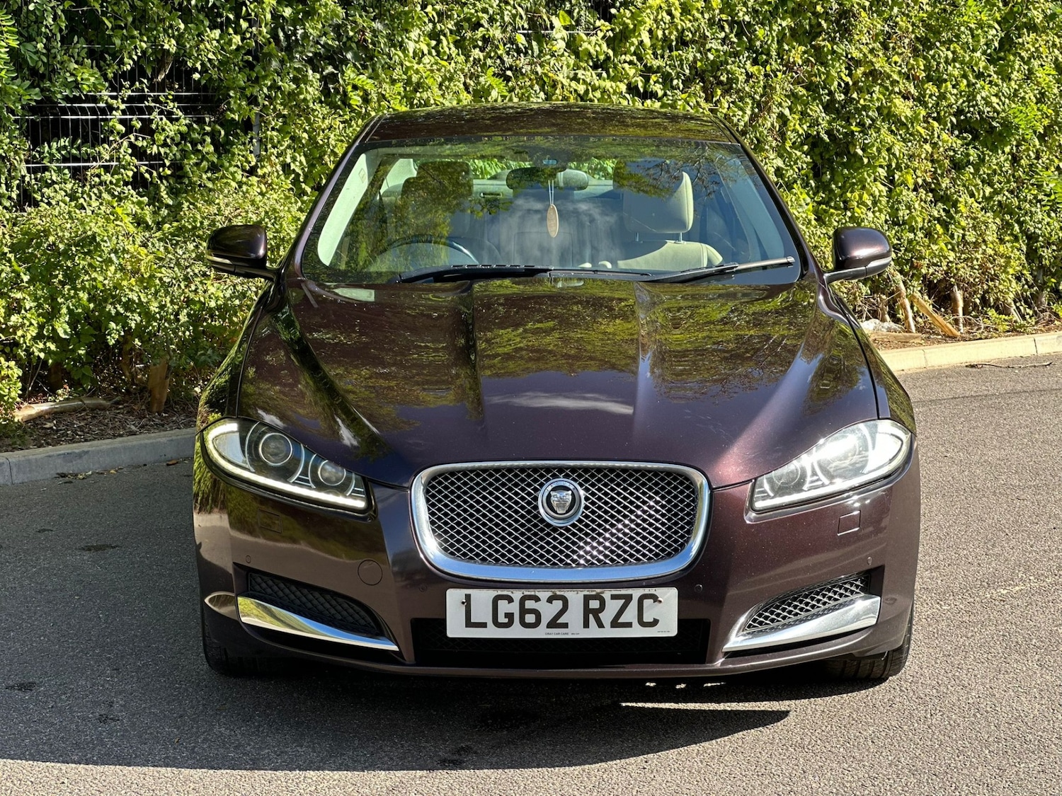 Used Jaguar XF 2012 for sale - 77743043: Photo 2