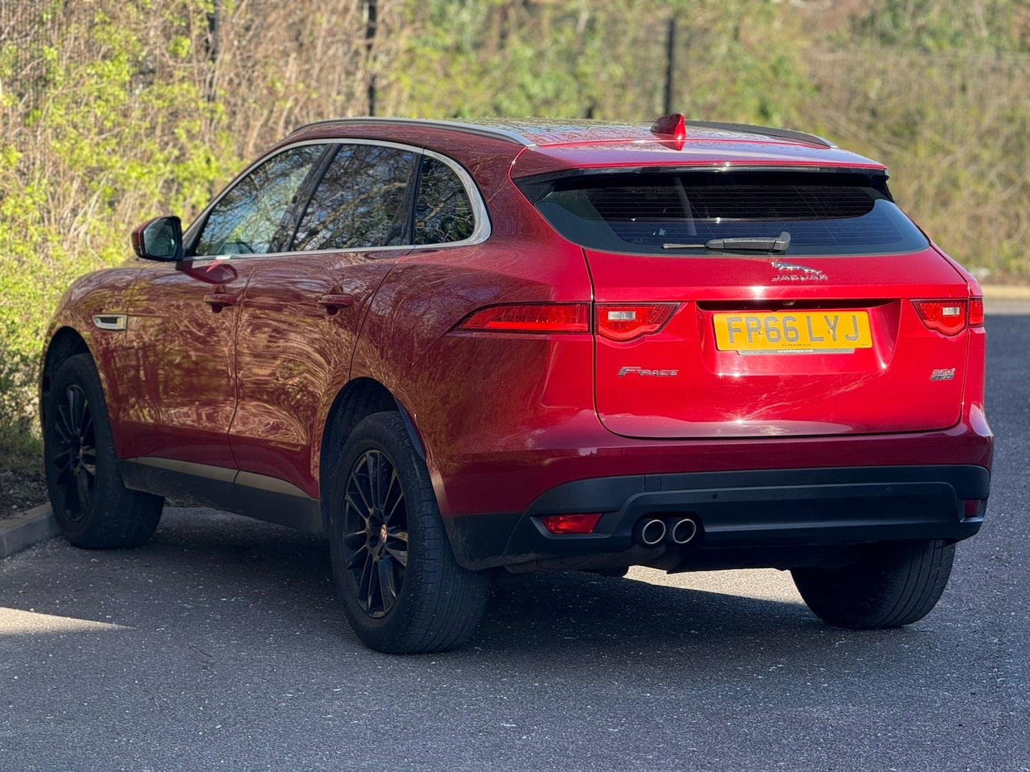 Used Jaguar F-Pace 2016 for sale - 77896330: Photo 4
