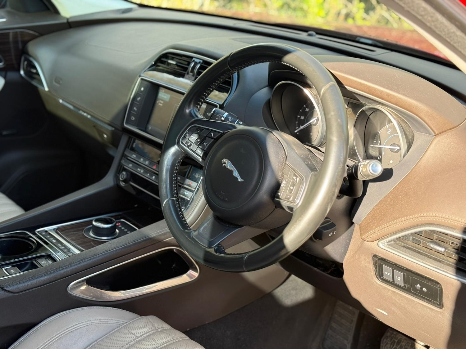 Used Jaguar F-Pace 2016 for sale - 77896330: Photo 7