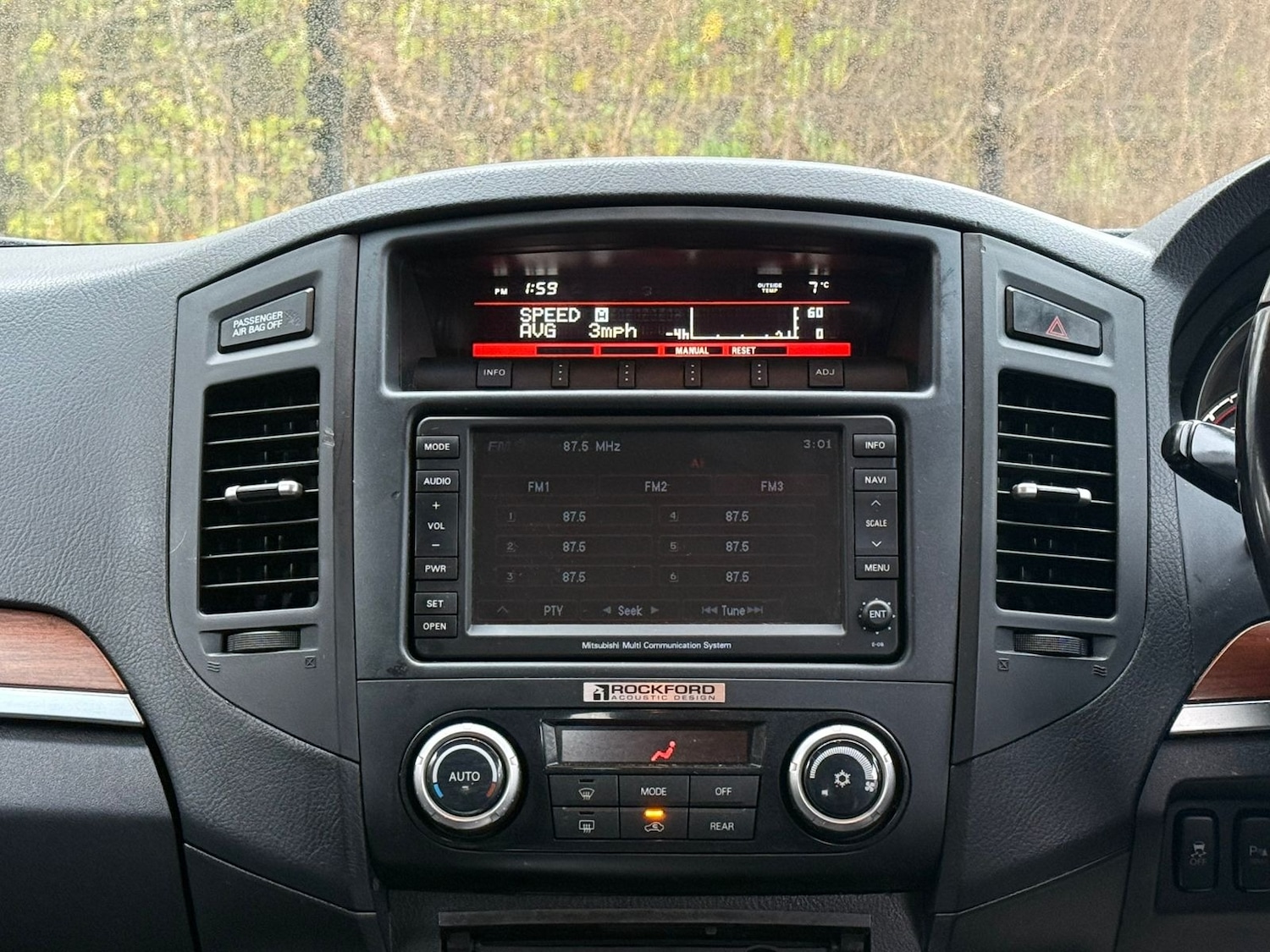 Used Mitsubishi Shogun 2013 for sale - 77677157: Photo 11