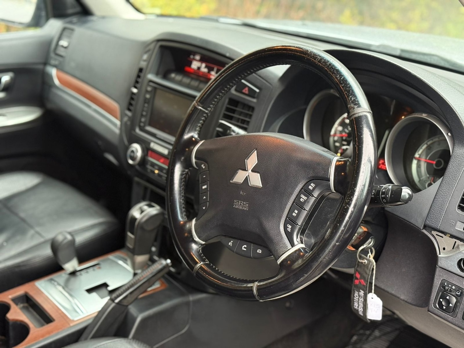 Used Mitsubishi Shogun 2013 for sale - 77677157: Photo 7