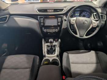 Used Nissan Qashqai 2017 for sale - 74908852: Photo
