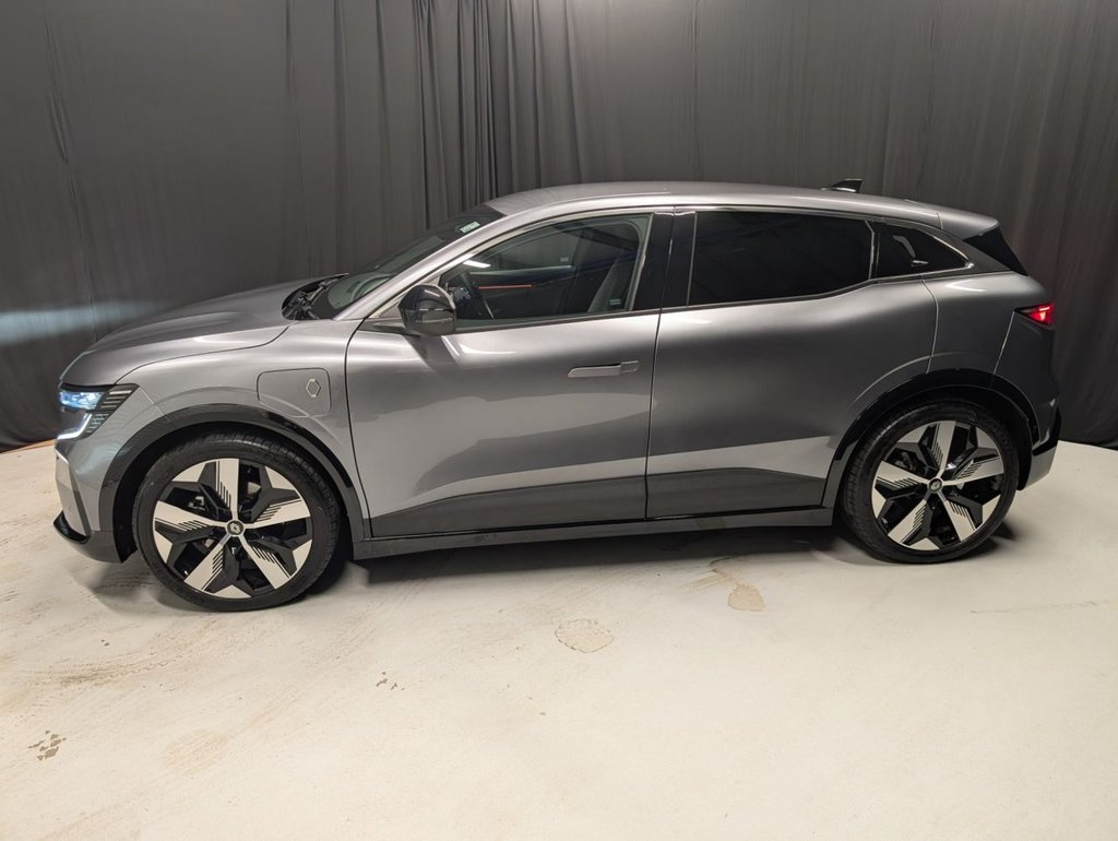 Used Renault Megane E Tech 2024 for sale - 76570378: Photo 10