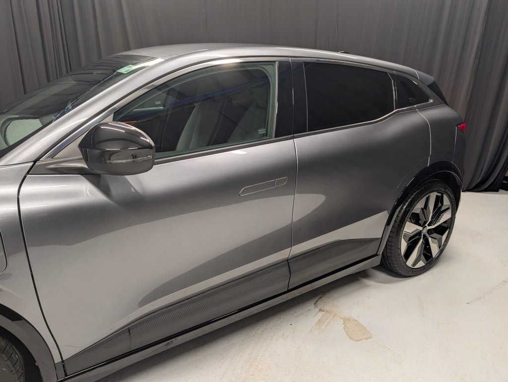 Used Renault Megane E Tech 2024 for sale - 76570378: Photo 21