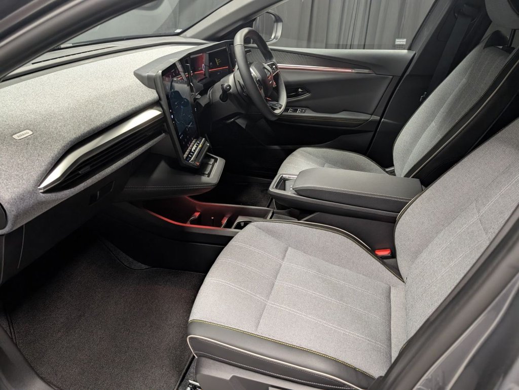 Used Renault Megane E Tech 2024 for sale - 76570378: Photo 26