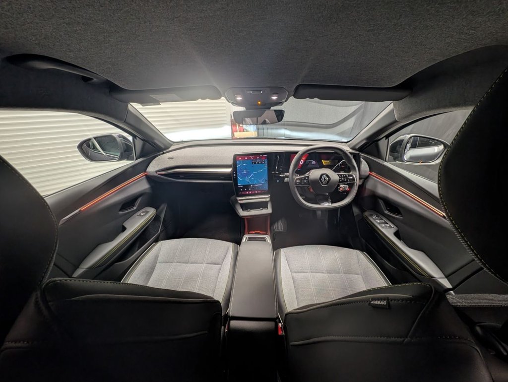 Used Renault Megane E Tech 2024 for sale - 76570378: Photo 40