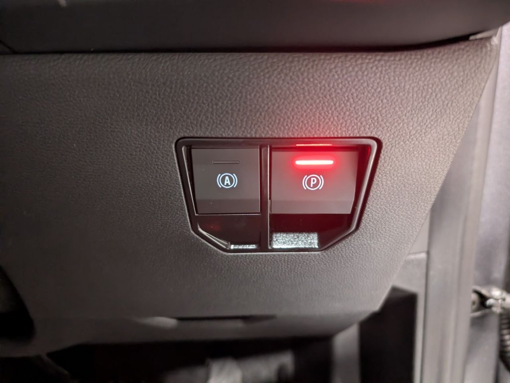 Used Renault Megane E Tech 2024 for sale - 76570378: Photo 43