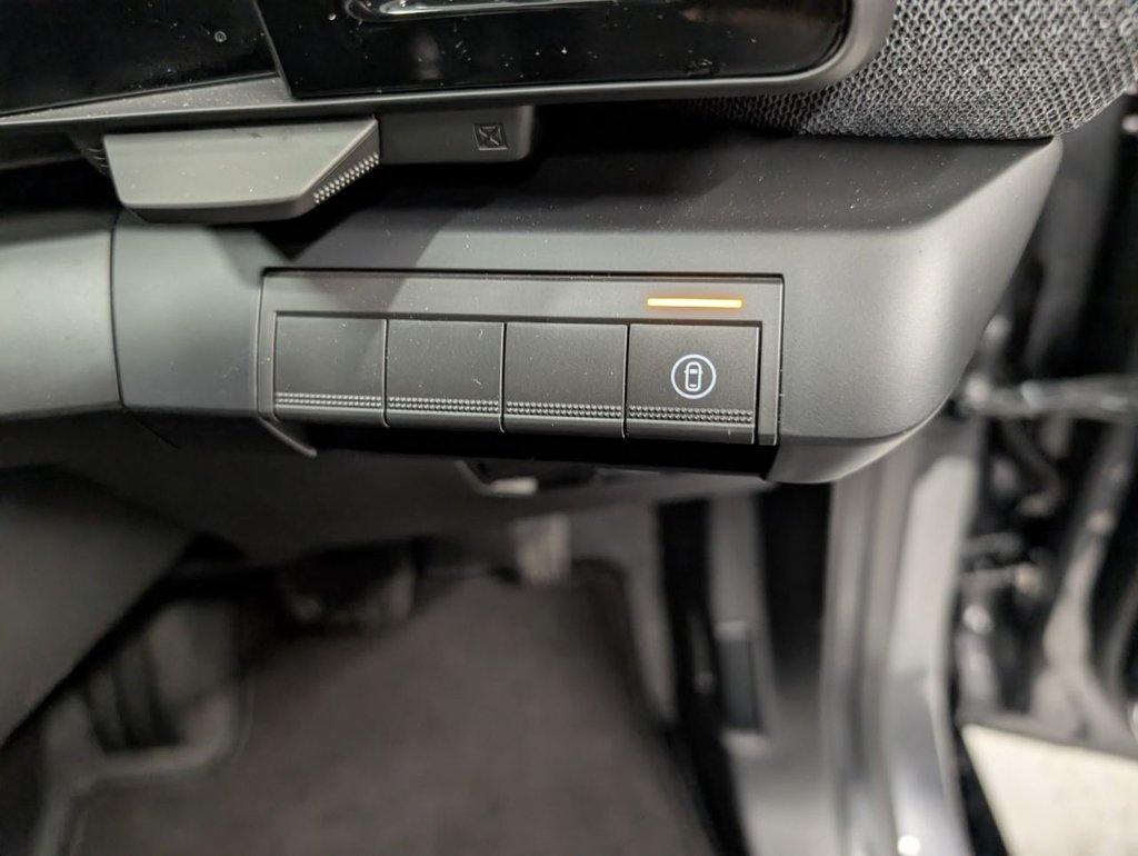 Used Renault Megane E Tech 2024 for sale - 76570378: Photo 44