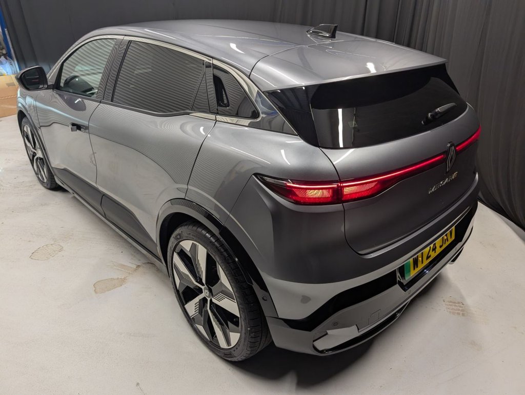 Used Renault Megane E Tech 2024 for sale - 76570378: Photo 9