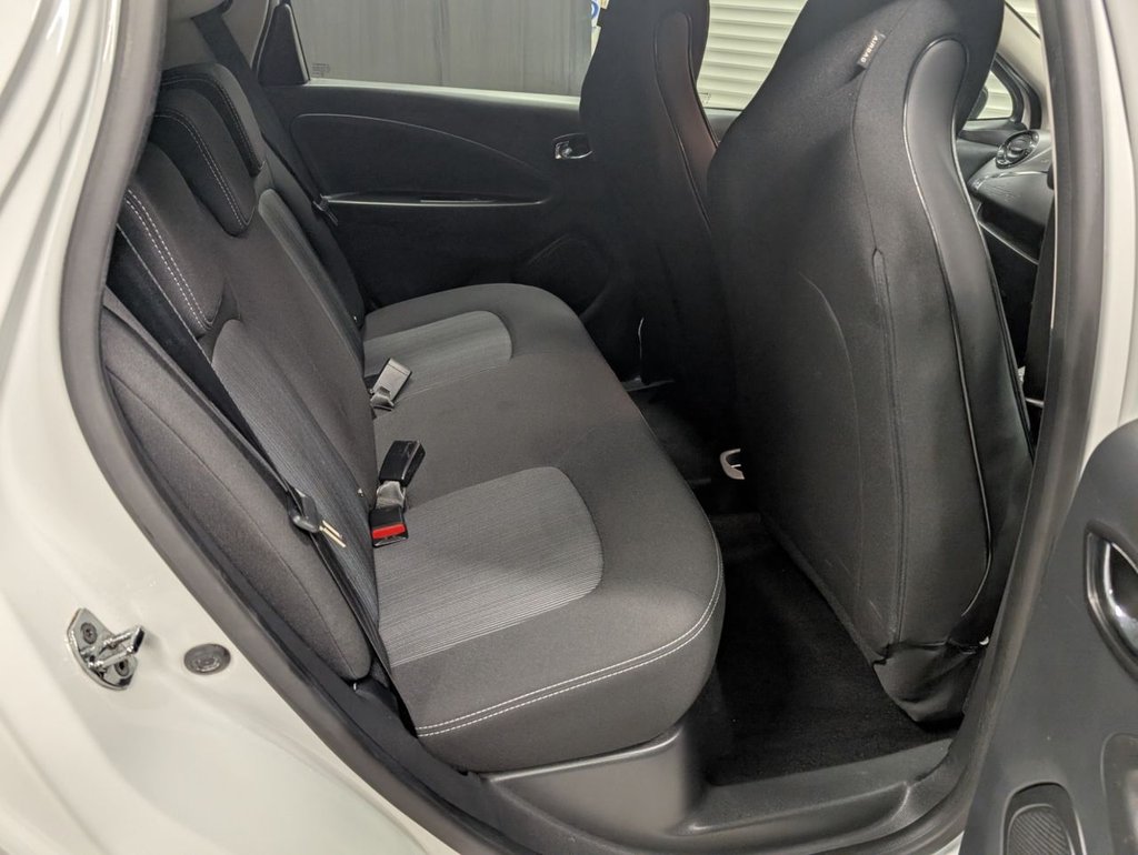 Used Renault Zoe 2018 for sale - 77593741: Photo 32