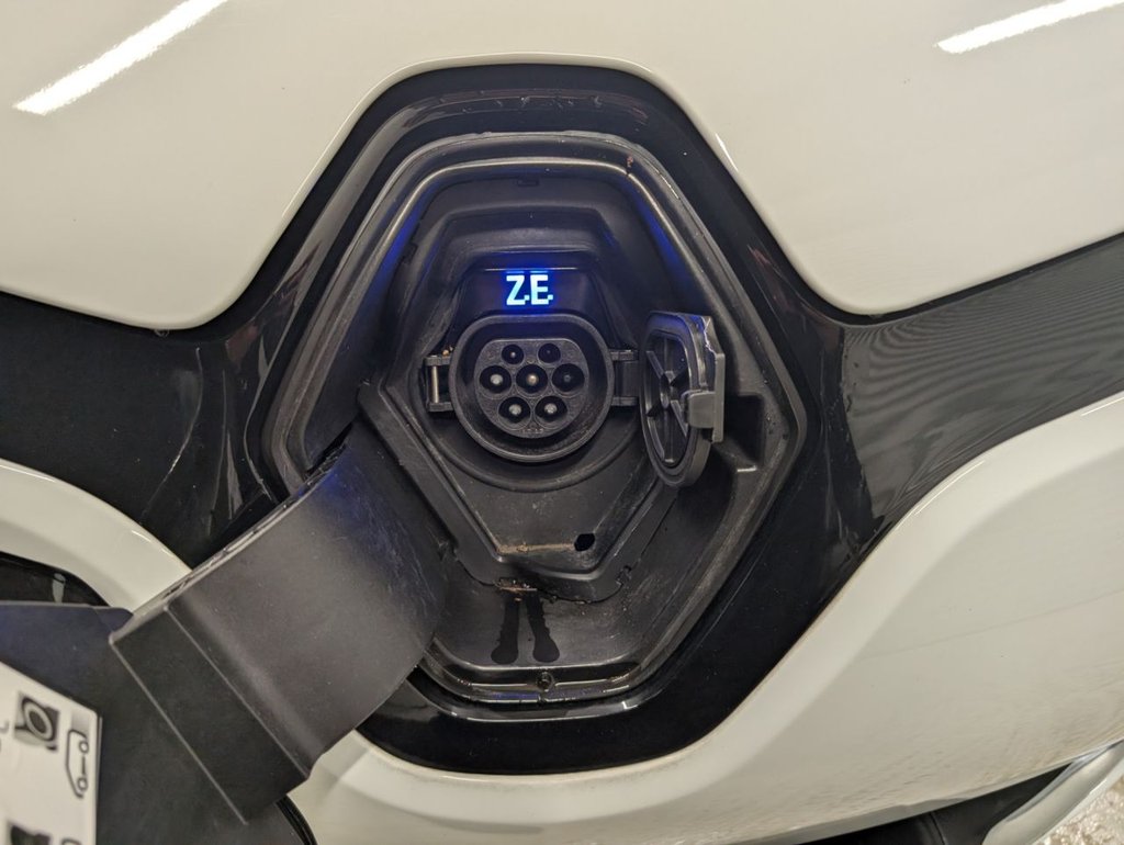 Used Renault Zoe 2018 for sale - 77593741: Photo 69