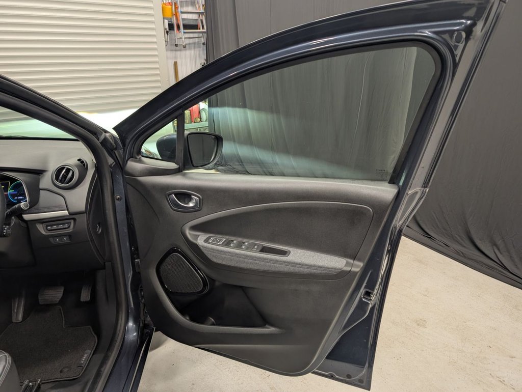 Used Renault Zoe 2022 for sale - 76367906: Photo 29