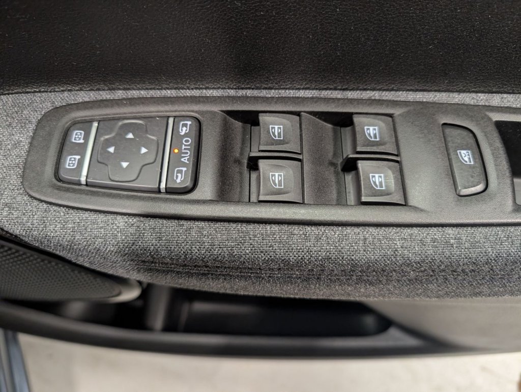 Used Renault Zoe 2022 for sale - 76367906: Photo 34