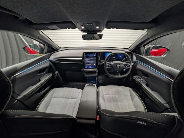Used Renault Megane 2024 for sale - 76039845: Photo 41