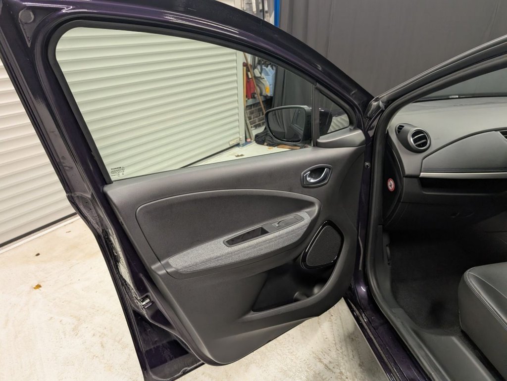 Used Renault Zoe 2023 for sale - 76559400: Photo 27
