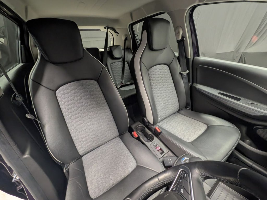 Used Renault Zoe 2023 for sale - 76559400: Photo 41