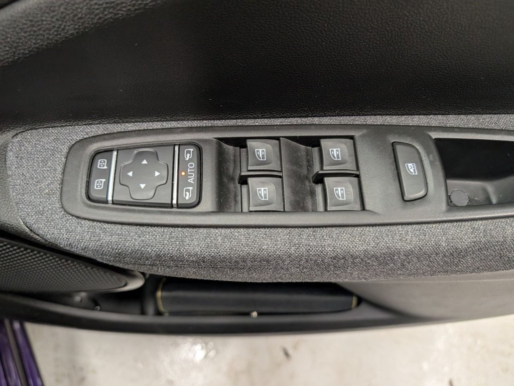 Used Renault Zoe 2023 for sale - 76559400: Photo 46