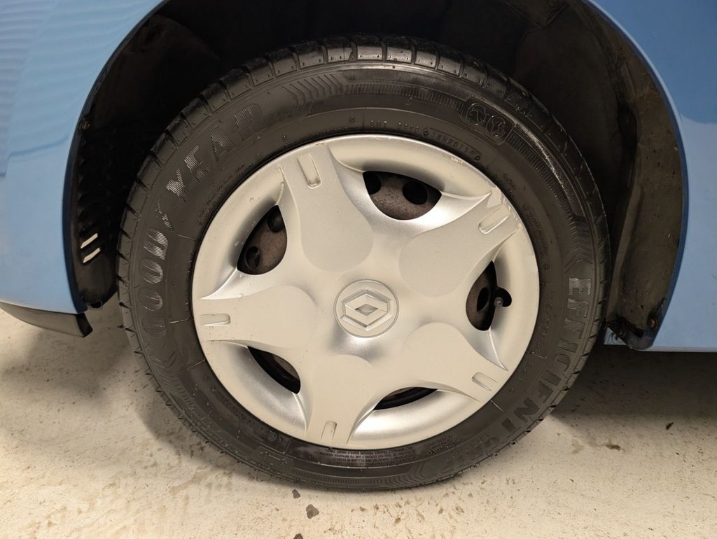 Used Renault Twingo 2011 for sale - 77748654: Photo 10