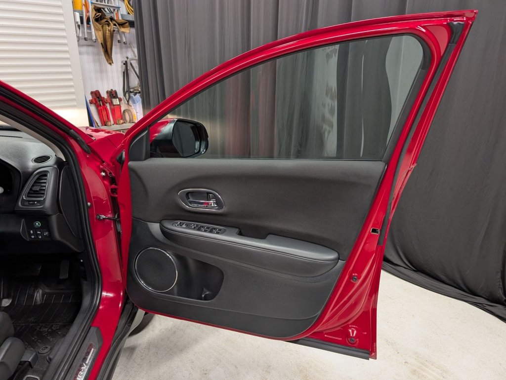 Used Honda HR-V 2016 for sale - 77250660: Photo 37