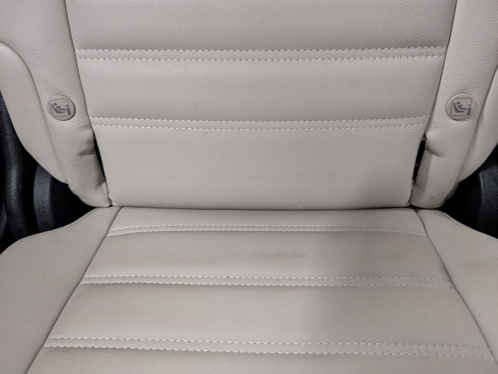 Used Ford Galaxy 2016 for sale - 76368244: Photo 44