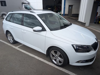 Used Skoda Fabia 2015 for sale - 79578825: Photo