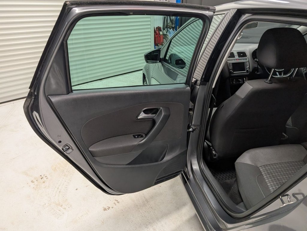 Used Volkswagen Polo 2016 for sale - 77236638: Photo 28