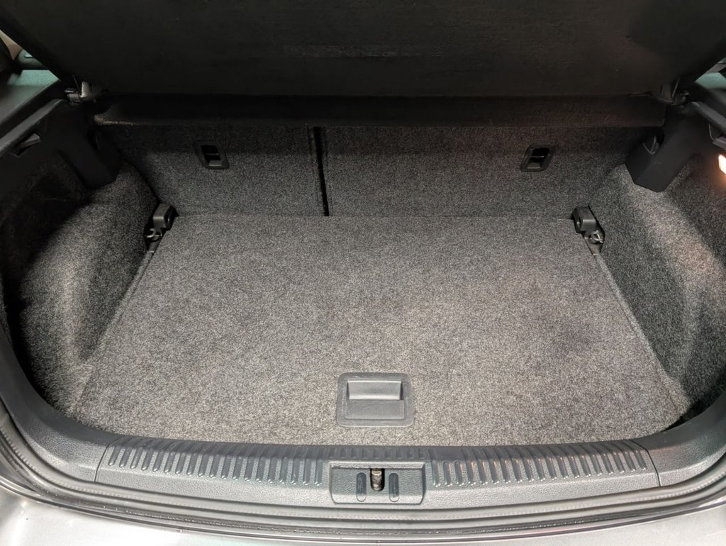 Used Volkswagen Polo 2016 for sale - 77236638: Photo 29