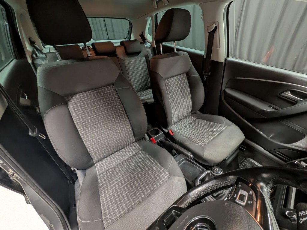 Used Volkswagen Polo 2016 for sale - 77236638: Photo 40