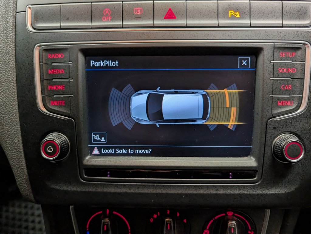 Used Volkswagen Polo 2016 for sale - 77236638: Photo 61