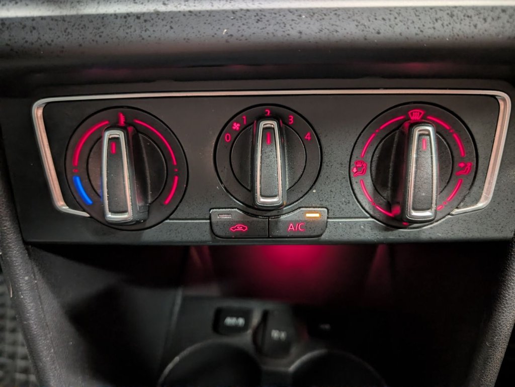 Used Volkswagen Polo 2016 for sale - 77236638: Photo 62