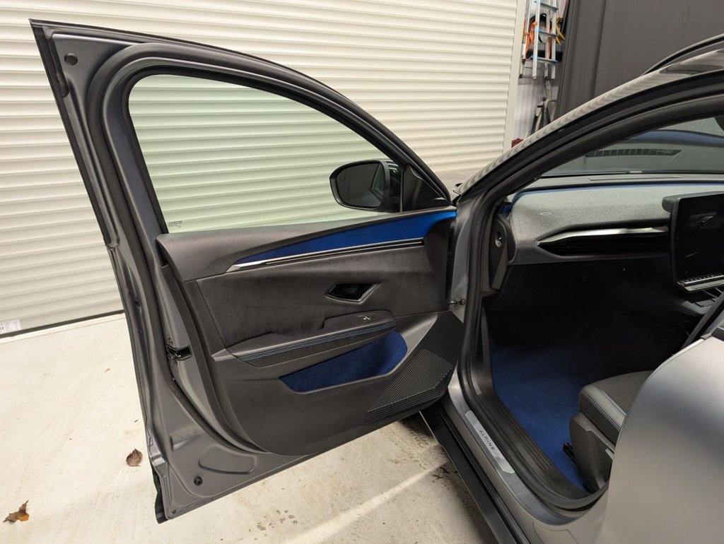 Used Renault Scenic E-Tech 2024 for sale - 77139943: Photo 29