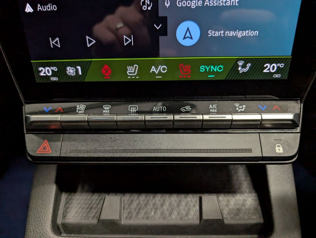 Used Renault Scenic E-Tech 2024 for sale - 77139943: Photo 64