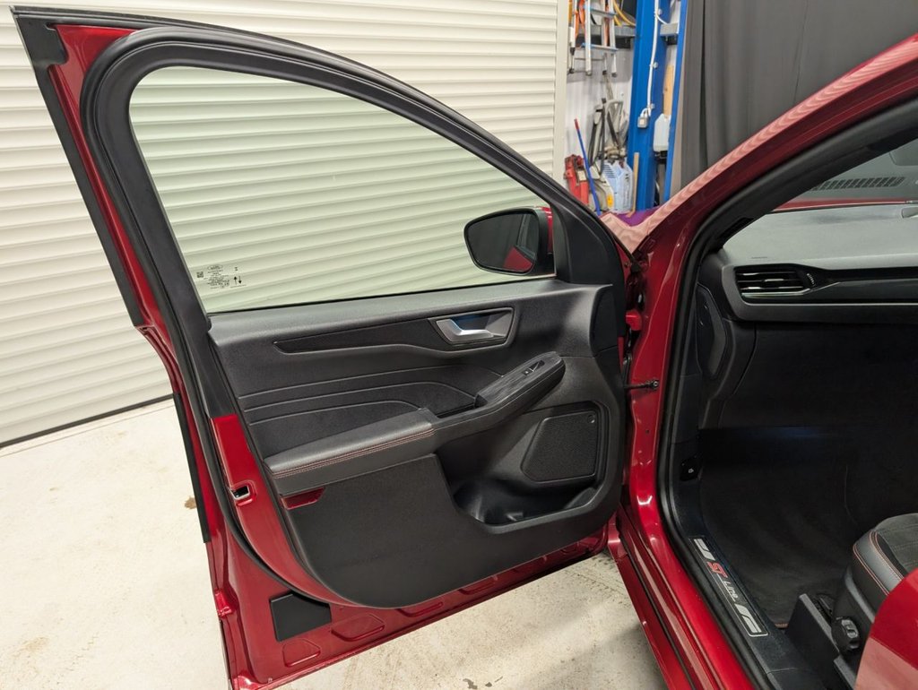 Used Ford Kuga 2022 for sale - 77356039: Photo 27