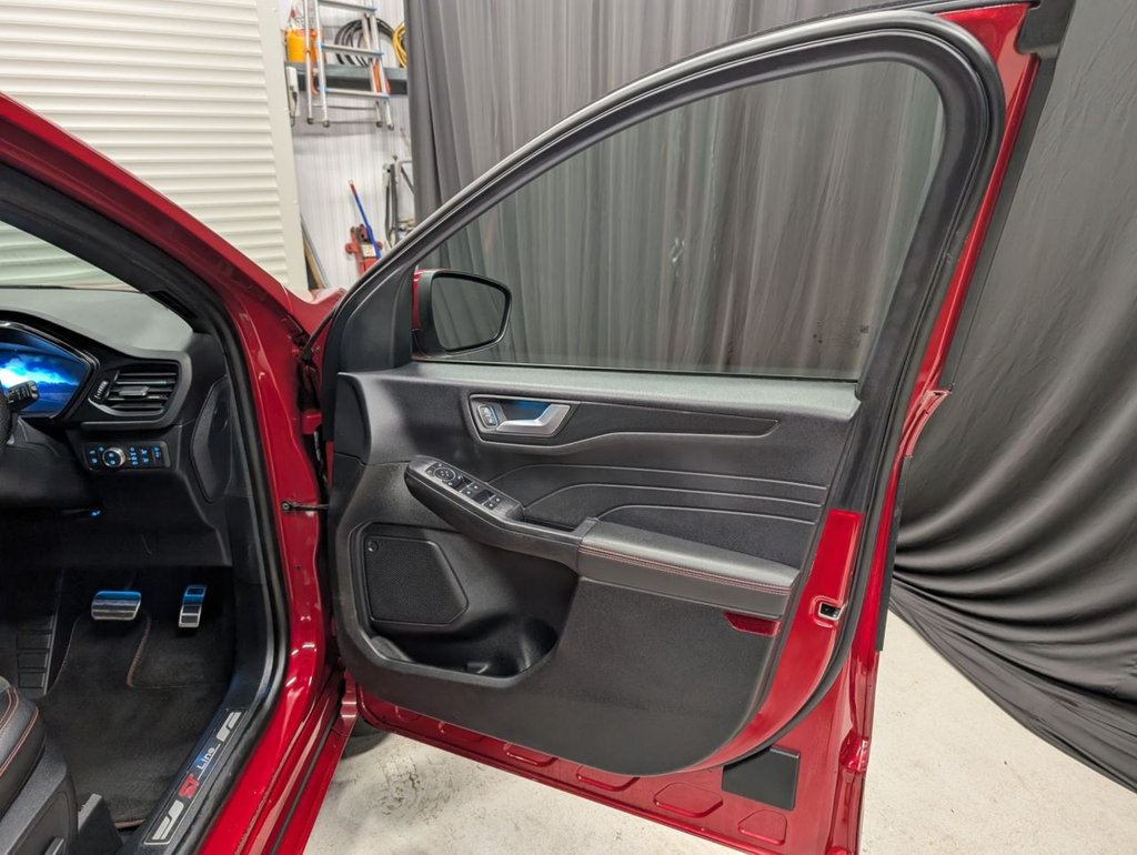 Used Ford Kuga 2022 for sale - 77356039: Photo 39