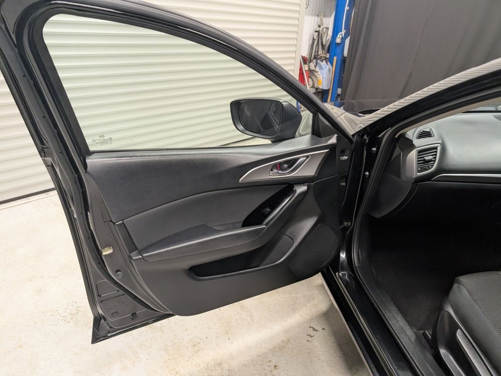 Used Mazda Mazda3 2016 for sale - 77849883: Photo 26