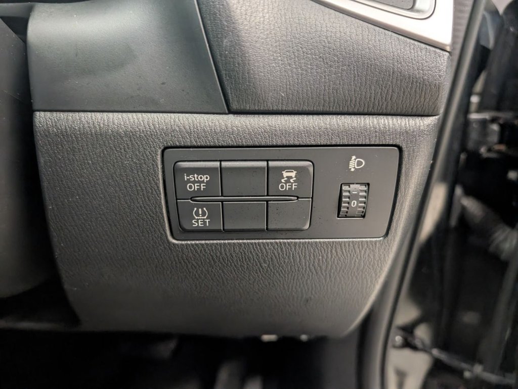 Used Mazda Mazda3 2016 for sale - 77849883: Photo 41