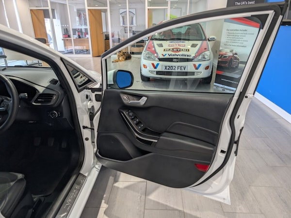 Used Ford Fiesta 2022 for sale - 75313772: Photo 37