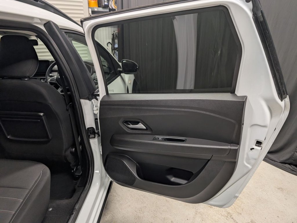 Used Dacia Jogger 2023 for sale - 78017567: Photo 39