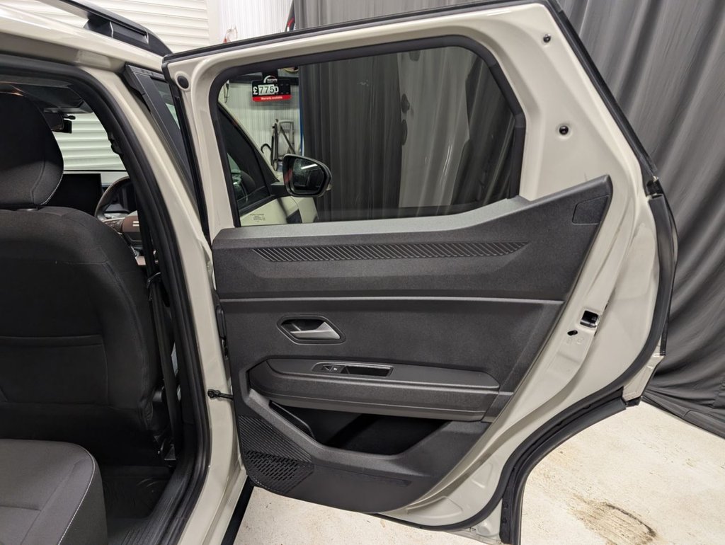 Used Dacia Duster 2025 for sale - 78068624: Photo 34