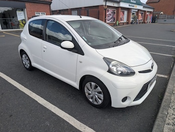 Used Toyota AYGO 2014 for sale - 79608125: Photo