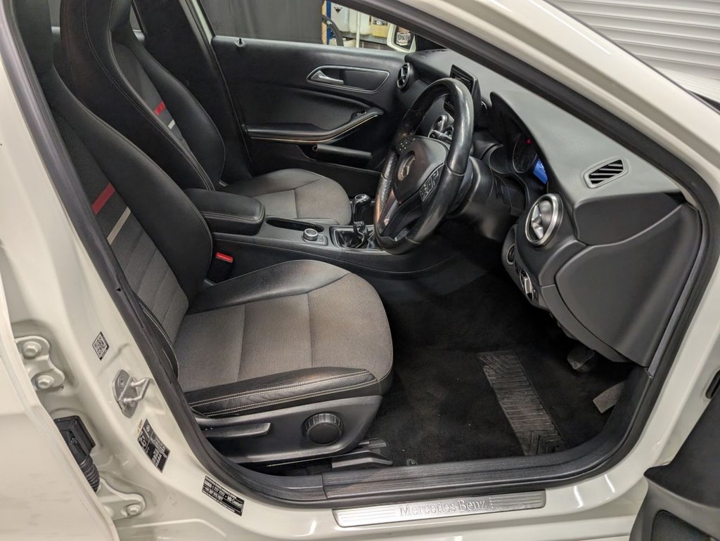 Used Mercedes-Benz A-Class 2014 for sale - 77572126: Photo 35