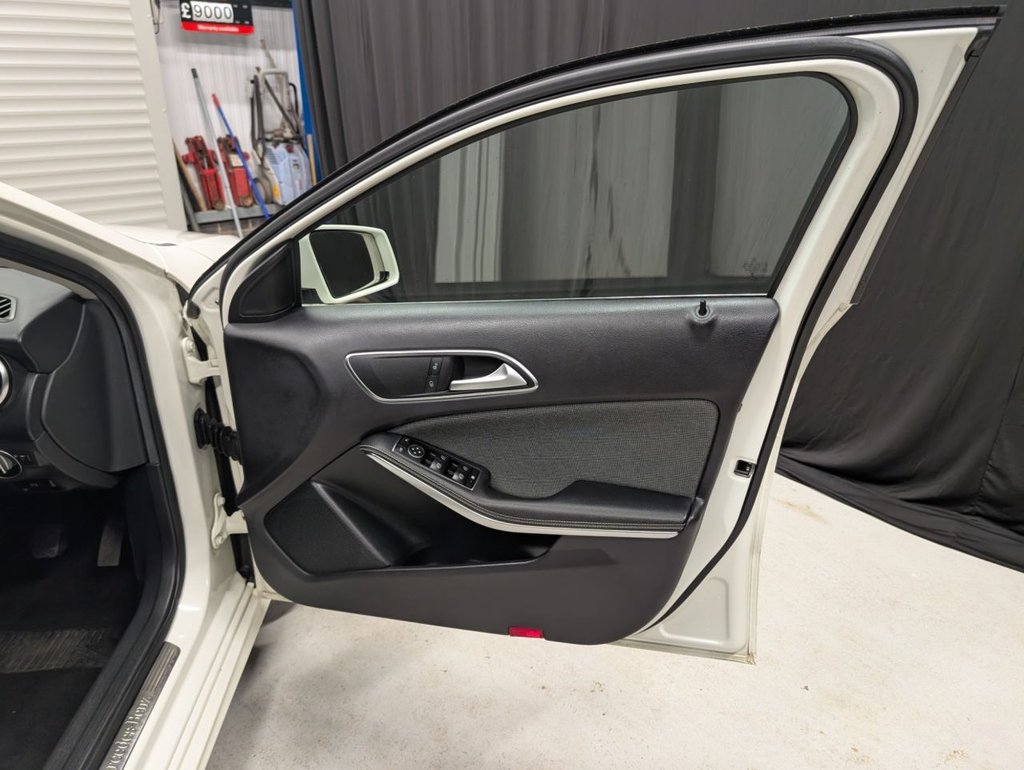 Used Mercedes-Benz A-Class 2014 for sale - 77572126: Photo 36