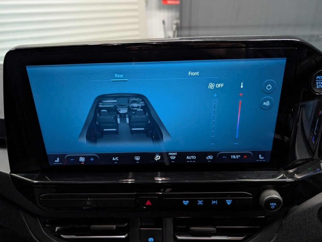 Used Ford Tourneo Custom 2024 for sale - 78096876: Photo 76