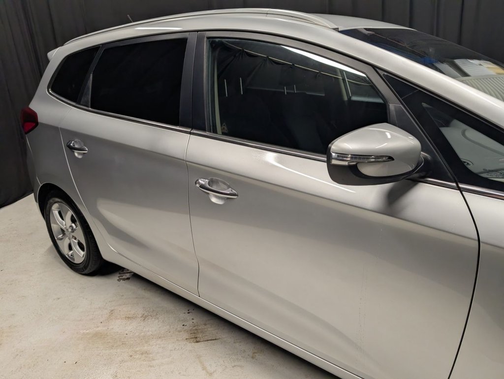 Used Kia Carens 2015 for sale - 76768643: Photo 23
