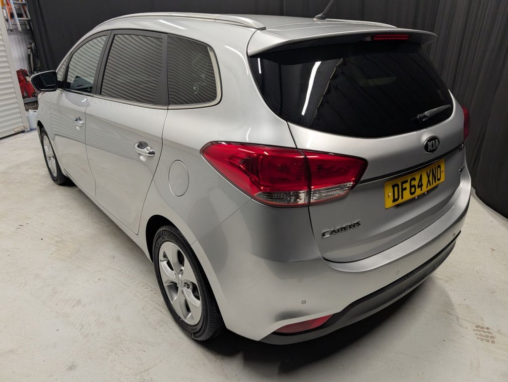 Used Kia Carens 2015 for sale - 76768643: Photo 8