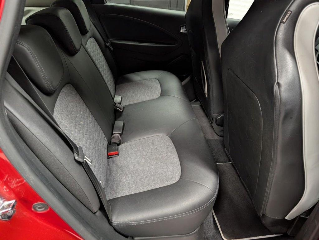 Used Renault Zoe 2022 for sale - 76367913: Photo 32