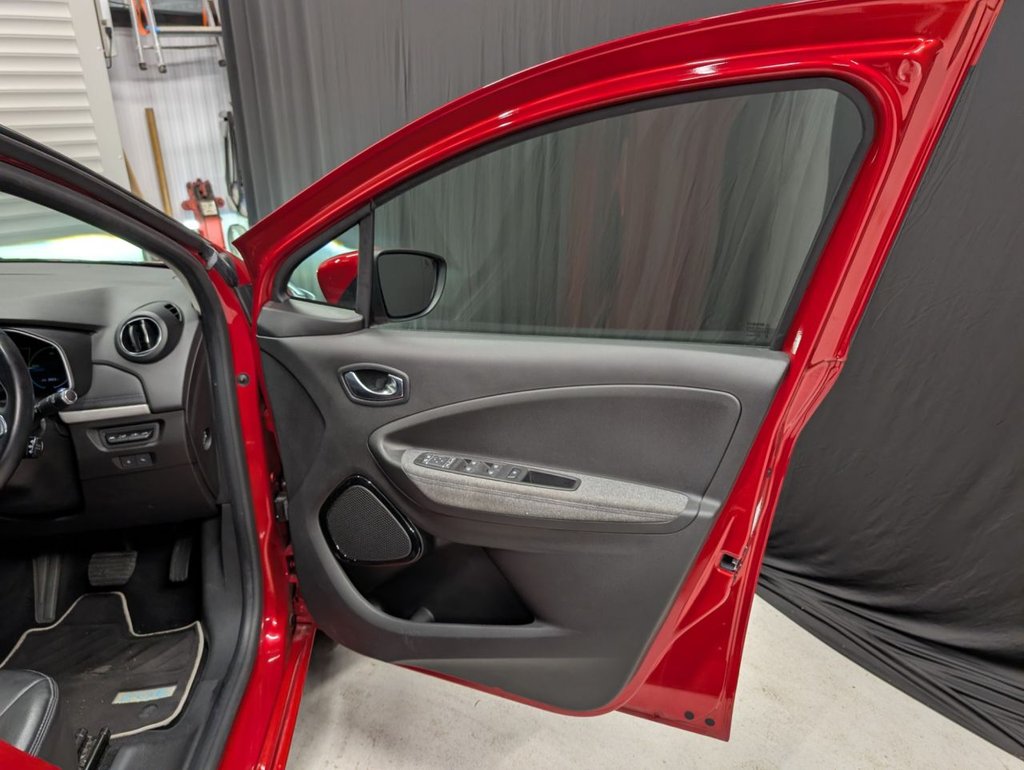 Used Renault Zoe 2022 for sale - 76367913: Photo 35