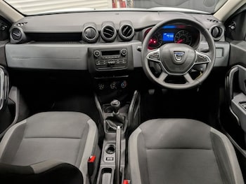 Used Dacia Duster 2021 for sale - 76081019: Photo 2
